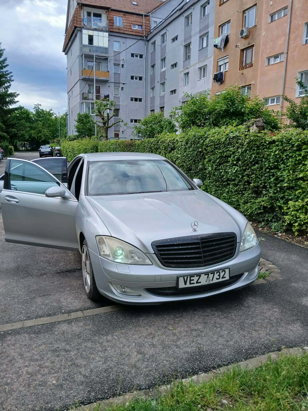 Vând Mercedes S320