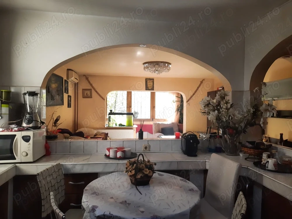 De vanzare,apartament cu 3 camere, 100 mp, zona Girocului   Strada Vlădeasa la pretul de 135.000 eur