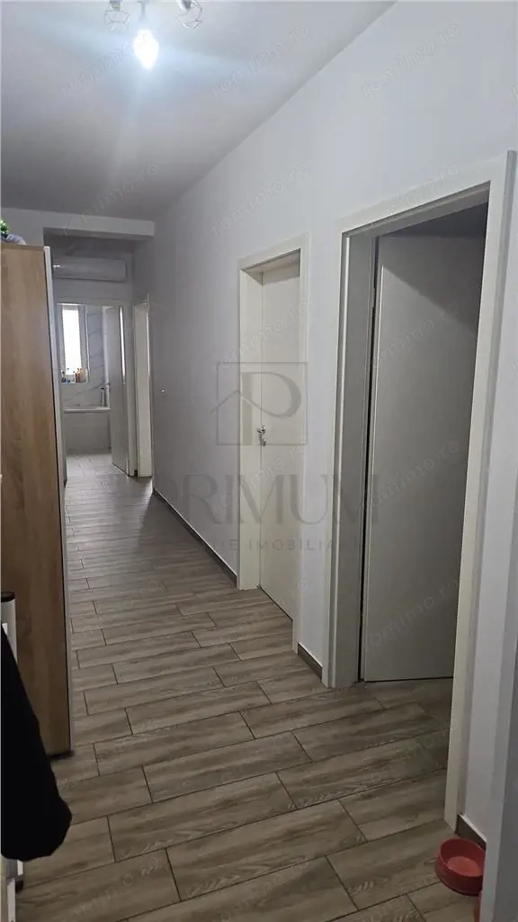 GIROC - 2 CAM - PARTER - DECOMANDAT - PARCARE INCLUSA - ZONA EXCELENTA