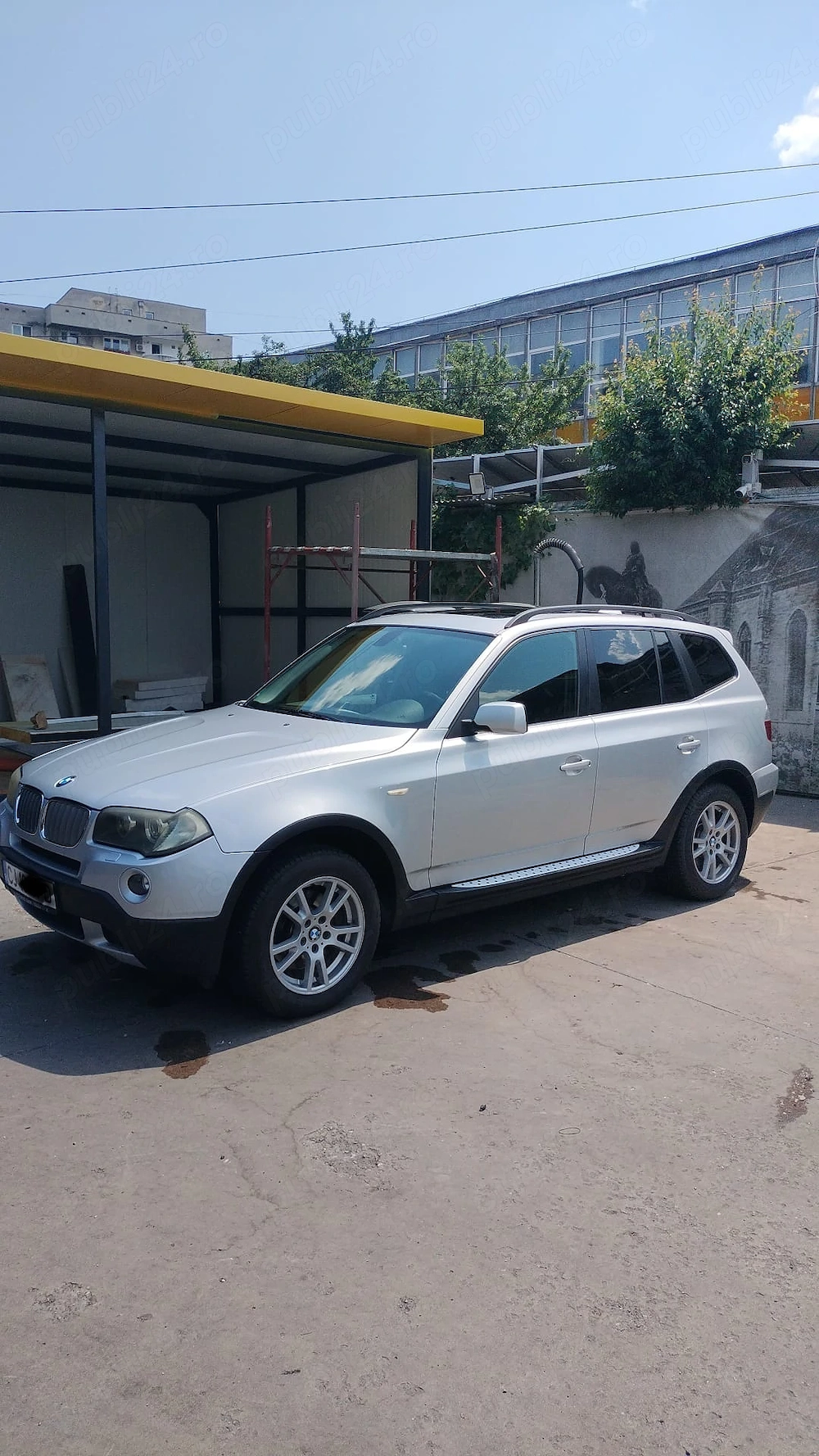 Vând BMW X3  E83 