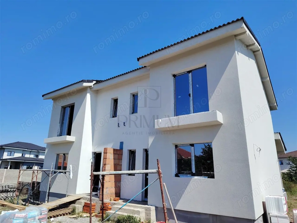 Duplex 4 camere - dormitor la parter - teren 370 mp
