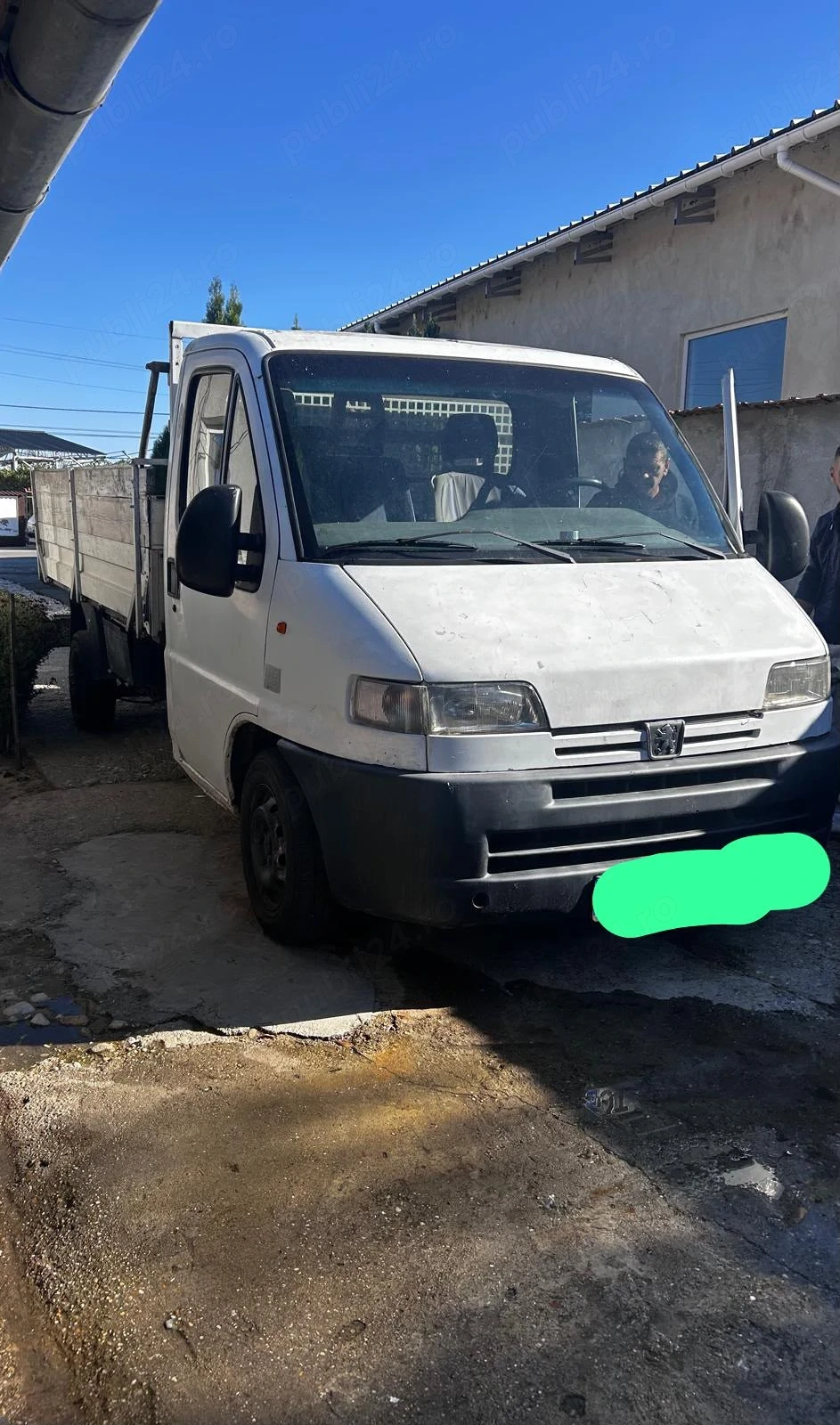 dezmembrez peugeot boxer motor 2.4 disel