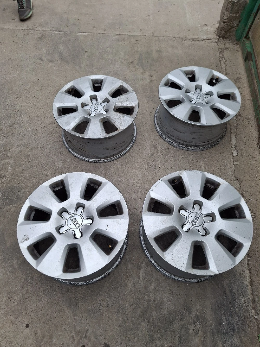 jante aliaj aluminiu de audi r 16 