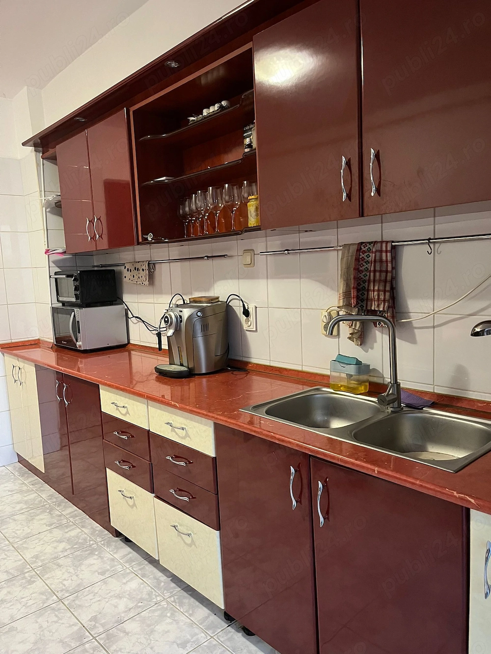 PF inchiriez apt 4 camere Calvaria