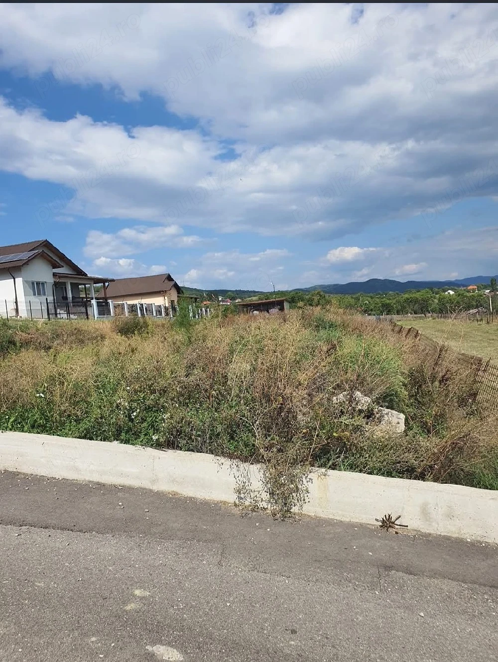 Teren intravilan în Căzănești 
