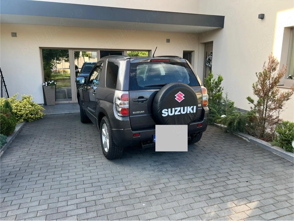 vand suzuki grand vitara 2009