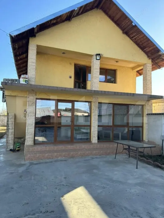 Casa de vanzare, 144 mp, zona Prepeleac
