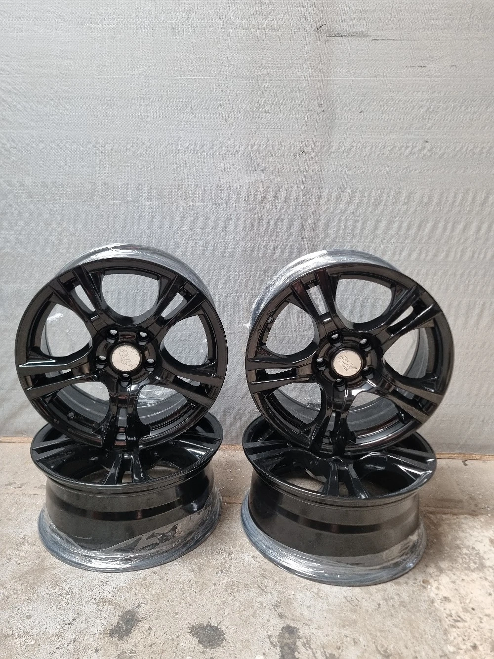 Jante R16 Aliaj 5x110 Platin 7J ET 35 Alfa Romeo Opel Fiat 500x Saab Piano Black 