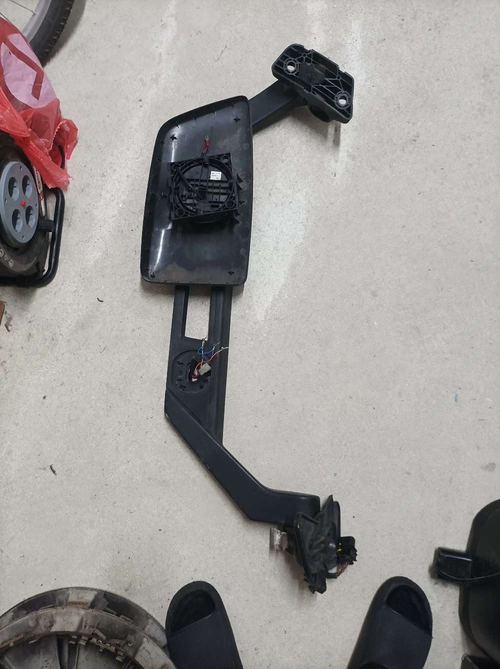 Braț oglinda Volvo FH.