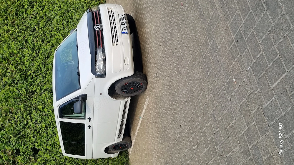 Vând Volkswagen Transporter 