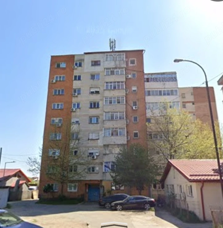 Vând apartament 60mp  , cu 2 dormitoare decomandate  si garaj, in zona HCC