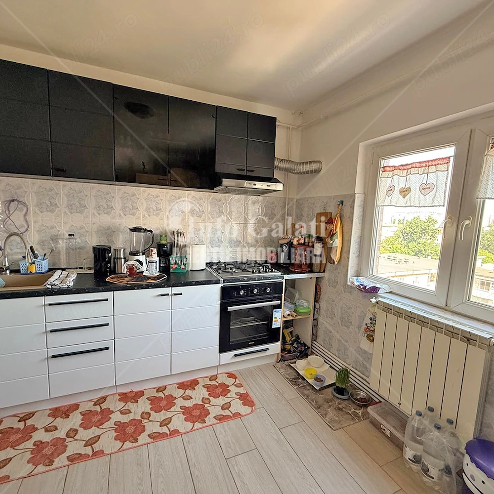 | Apartament cu 3 camere | Mobilat si Utilat | Micro 20, peco BKO |