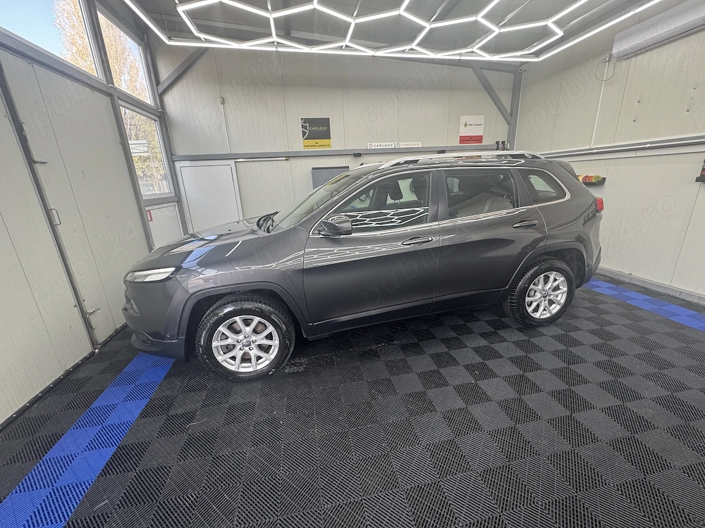 Jeep Cherokee 2.0 Multijet Diesel   2015   Manuală   4x2