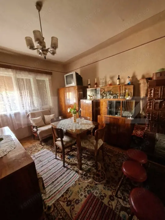Casă tip duplex de vânzare, 90 mp, zona Sângeorgiu de Mureș