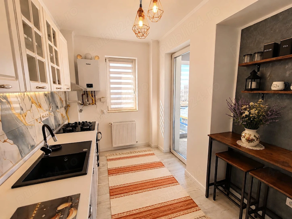 Persoana fizica vând apartament 2 camere Mihai Viteazul 