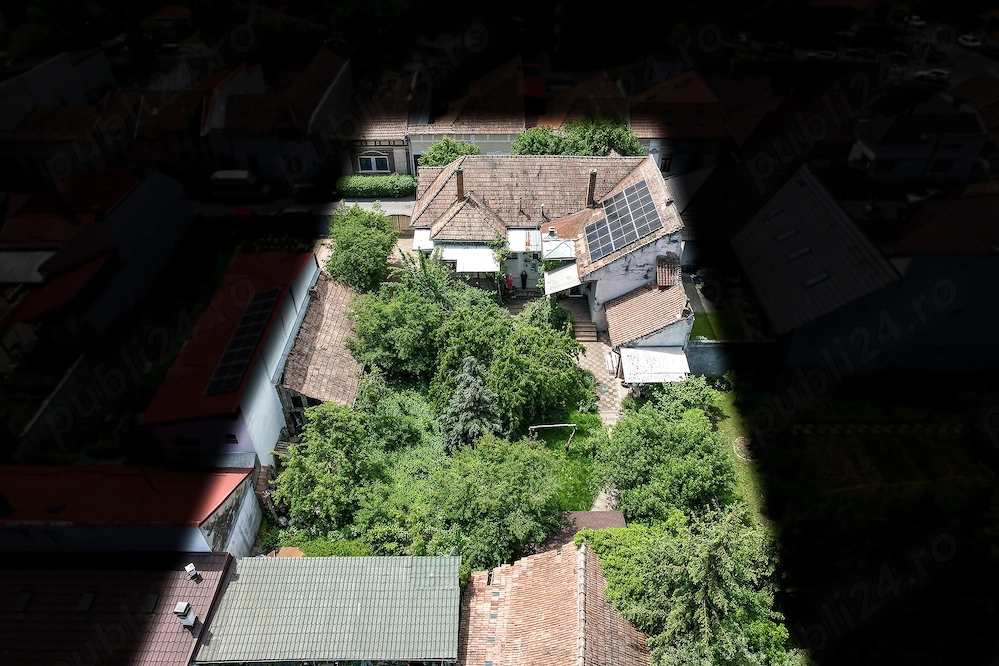 Casă individuală cu 2 apartamente și 800 mp teren   Târgu Mureș, zonă centrală, str. Oituzului 14.