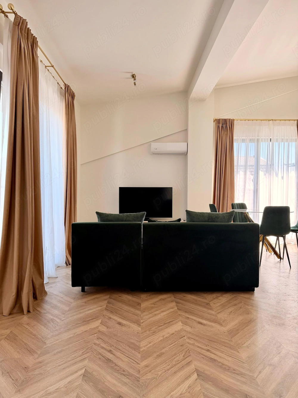 Apartament+terasa de inchiriat- Baneasa Aviatiei