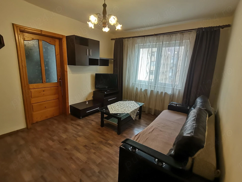 INCHIRIEZ apartament 2 camere , renovat,zona Vasile Aaron