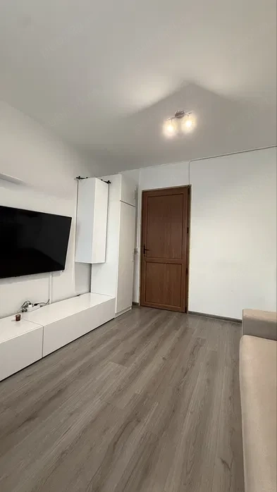 Apartament 3 camere decomandat | Rahova | 65 mp utili | Mobilat | Etaj 7 8 | 109.900  