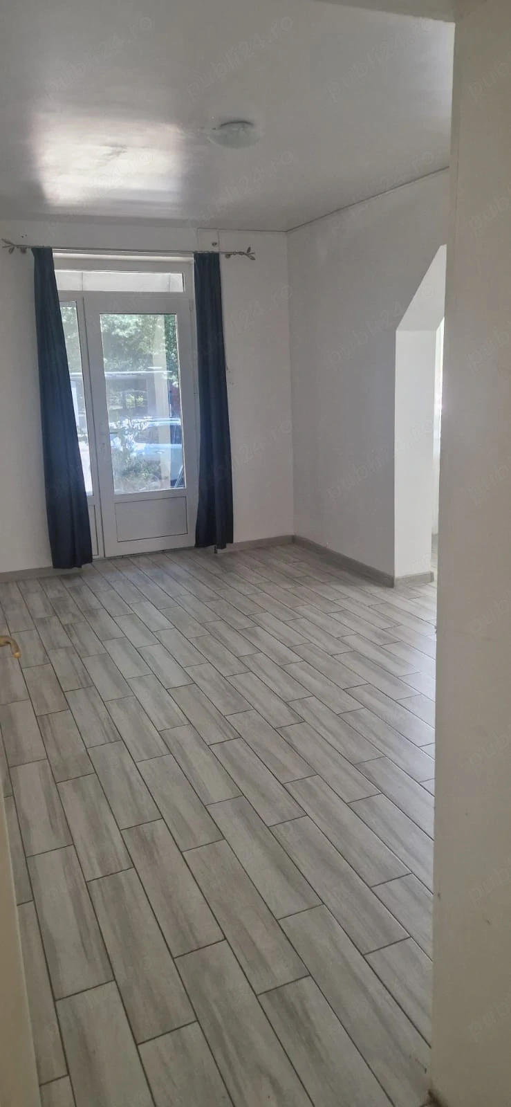 Inchiriez spațiu comercial