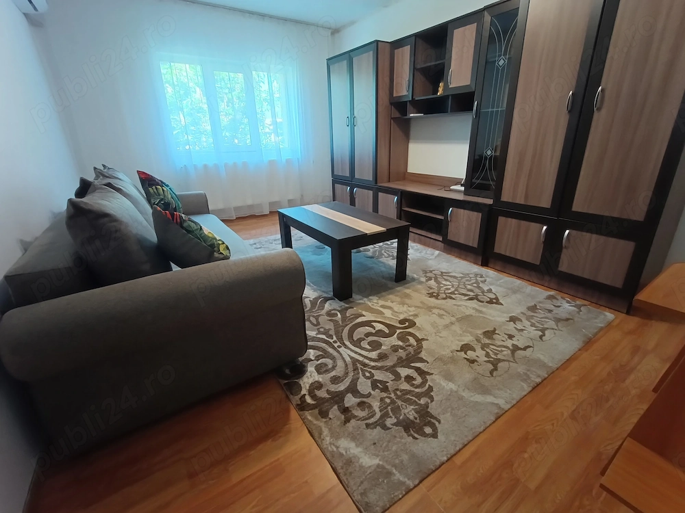Vând apartament 2 camere