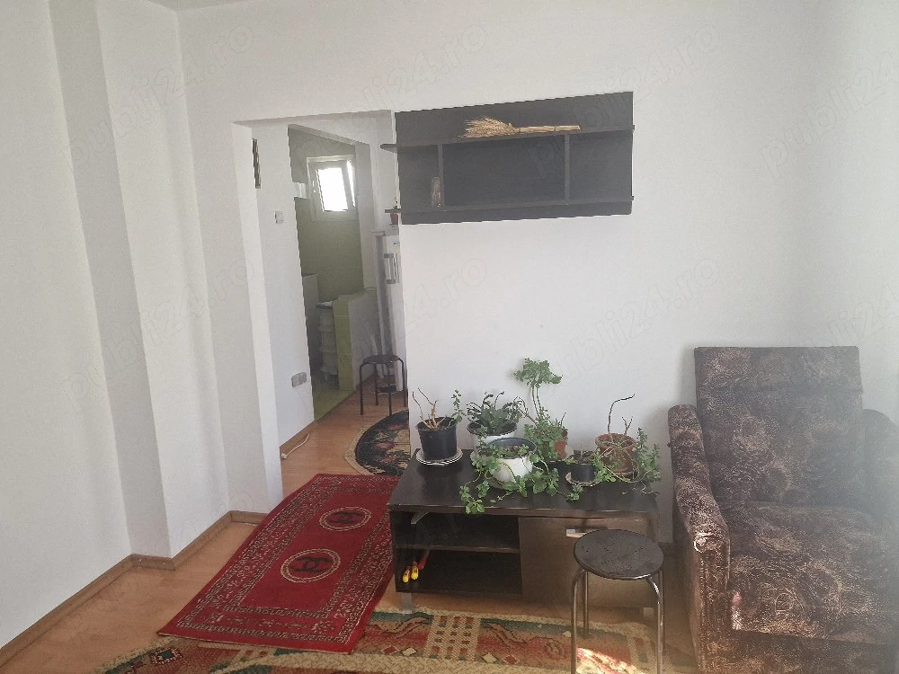 Ap 2 Cam Darmanesti 40mp etaj 1 la cheie renovat centrala termopan