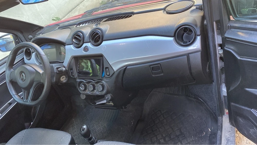vand Aixam minauto cu aer conditionat