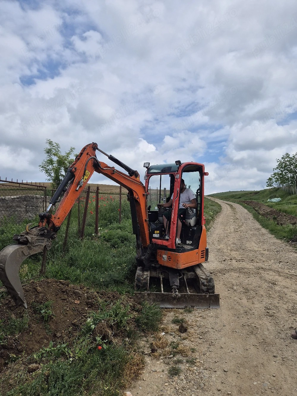 miniexcavator Hitachi 