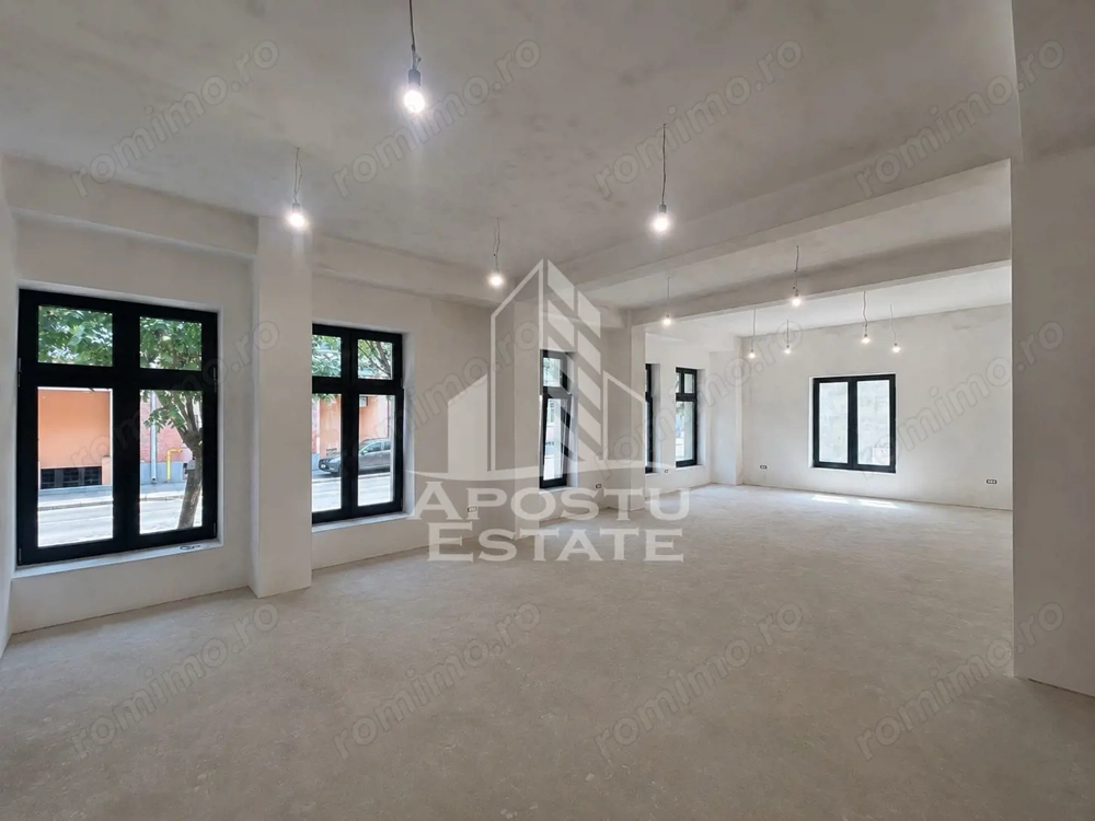 Spatiu comercial nou la bulevard, 175 mp, Zona Complexul Studentesc
