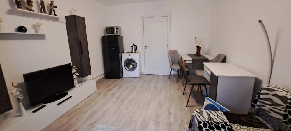 Proprietar închiriez apartament 1 camera, suprafata 23 mp, situat in Complexul Studentesc Mehadia