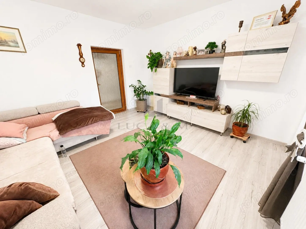 Casa individuala cu teren de 1.480 mp in Dumbravita