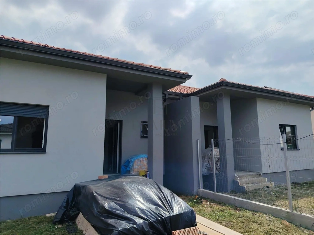 Duplex 4 camere - dormitor matrimonial - teren generos