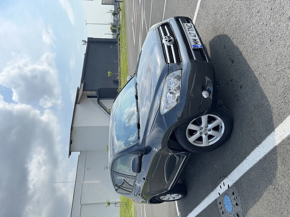 Se vinde Toyota RAV4 2.2 D-4D,