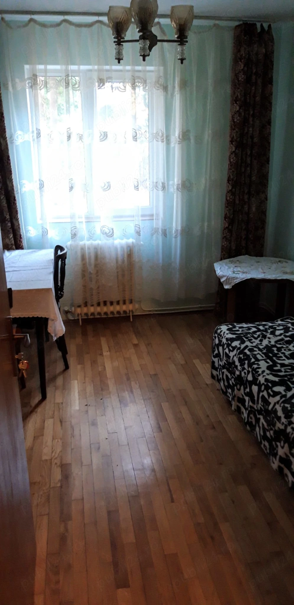 Chirie 3 camere NEGOIU-450 EURO