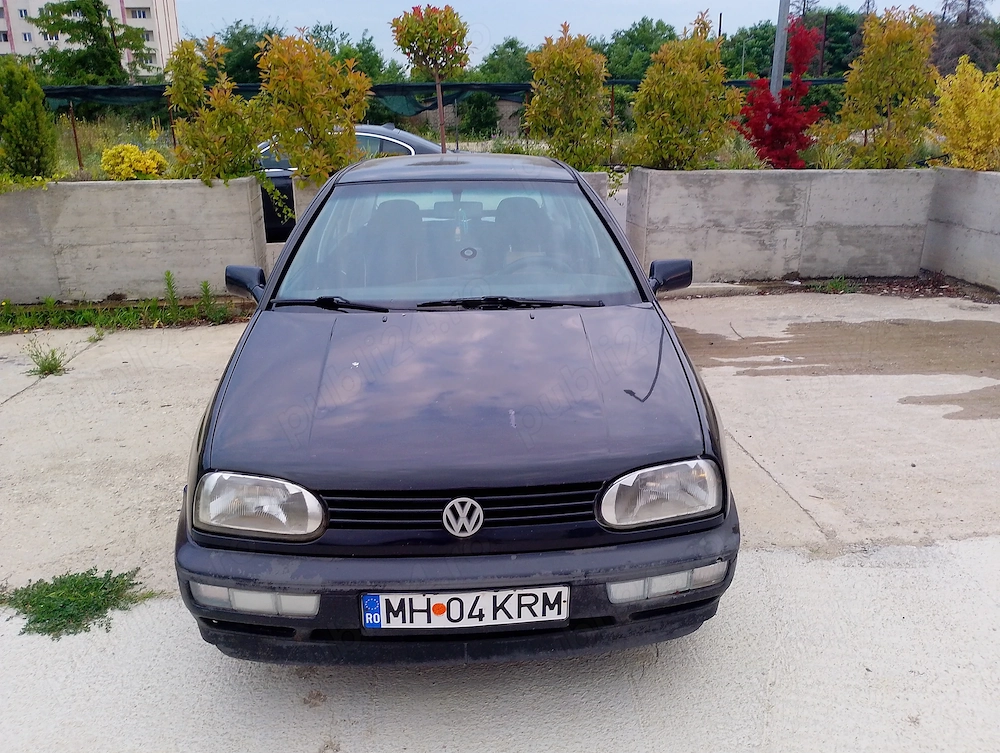 Vând Volkswagen Golf 3 
