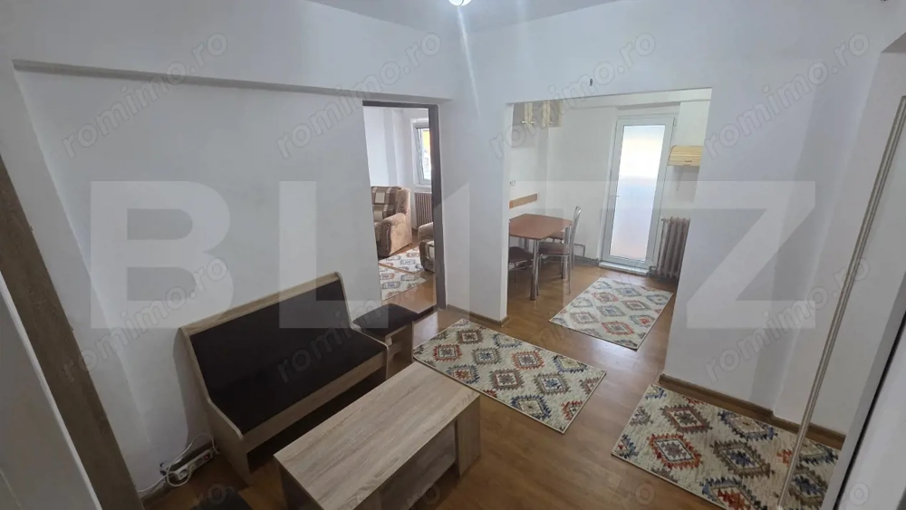 Apartament de vânzare cu 2 camere, decomandat – Zona Industrială