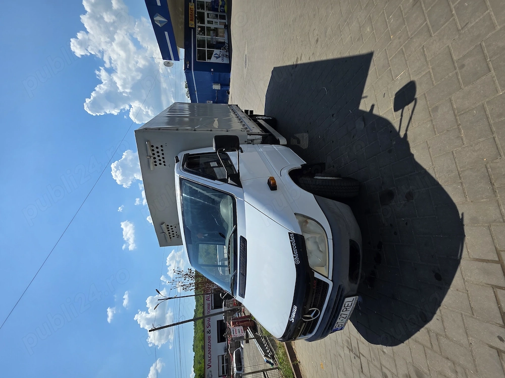 Sprinter 413 2004Vand Mercedes Sprinter 2004- 2.2 CDI 129 cai Punte Dubla-Transport Animale Dotata c