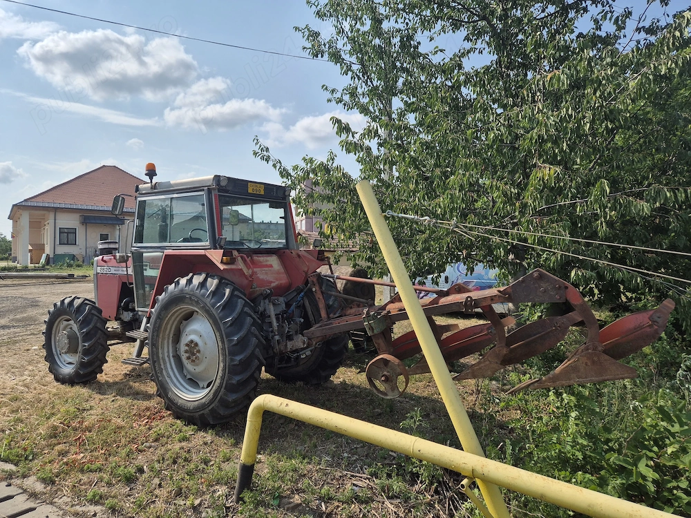 Massey ferguson 2620 si PLUG cu 4 brazde