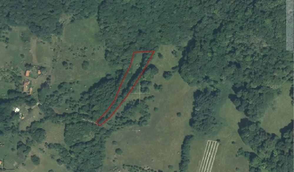 Teren intravilan 3.186 mp   Sat Vărmaga, Certeju de Sus, Hunedoara   luminiș la poalele muntelui