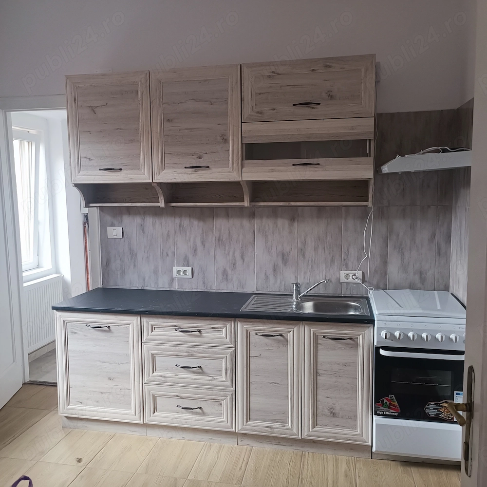 Inchiriem apartament cu 2 camere 