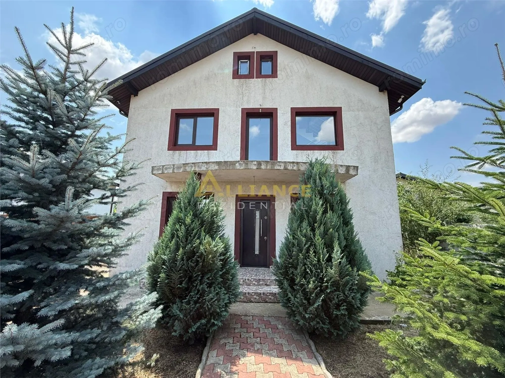Casa Individuala - 5 camere - 3 bai - 555mp teren