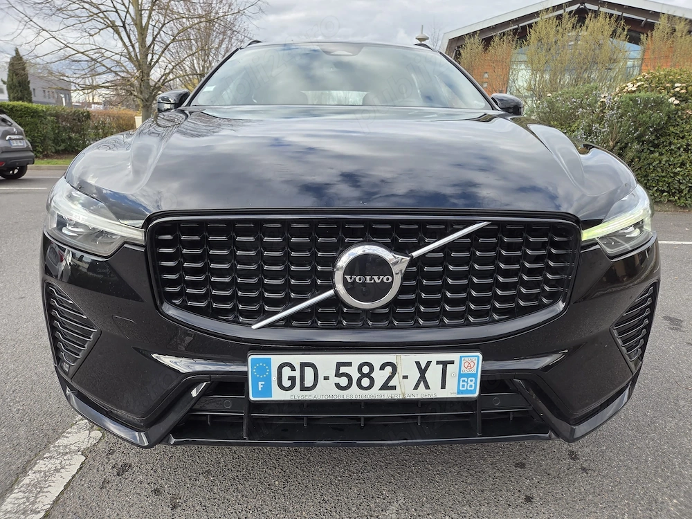 Vând volvo xc60