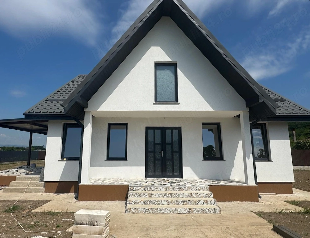 Casa de vanzare - Buhusi