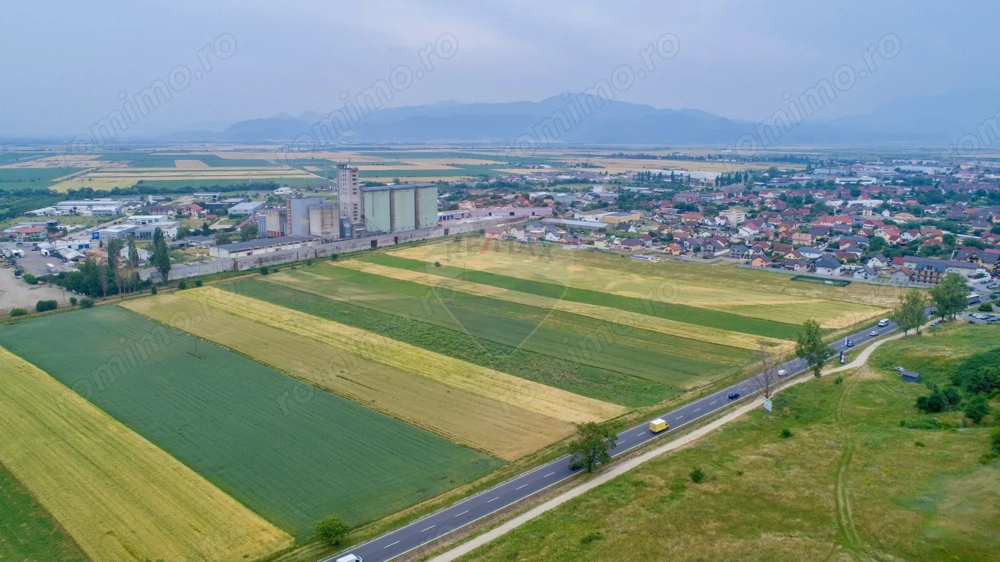 Teren intravilan de vânzare în Codlea, iesirea spre Sibiu
