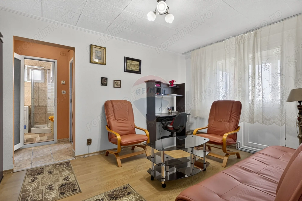 Apartament primitor 3 camere - Cartier Aurel Vlaicu