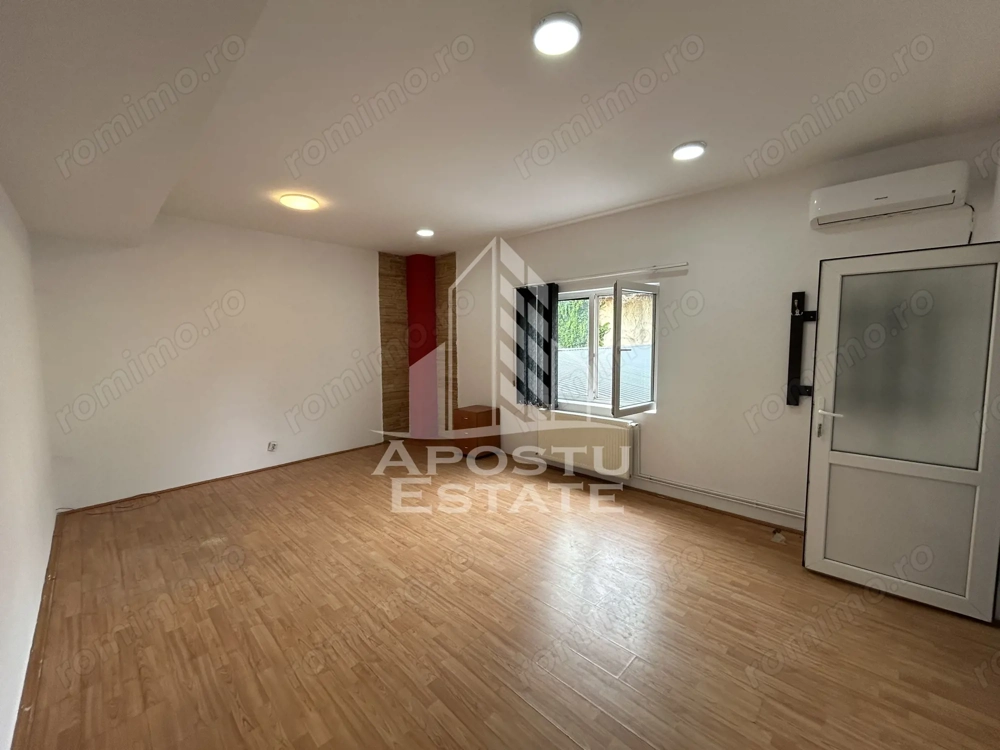 Spațiu birouri 24 mp de închiriat, zona Andrei Saguna.