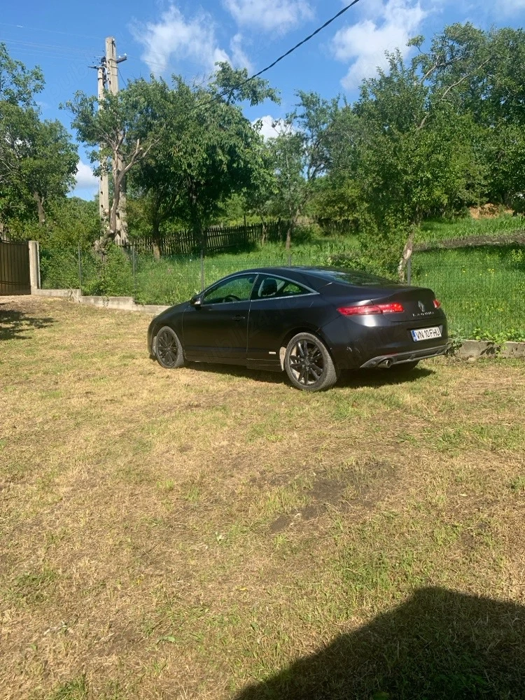Vând Laguna T3 anul 2009