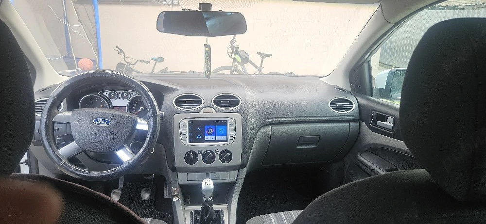 Ford  Focus 2010