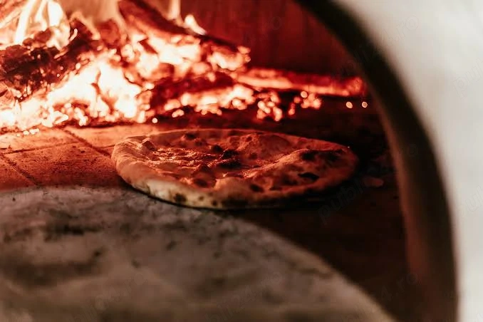 Reschitza Pub angajeaza Pizzar