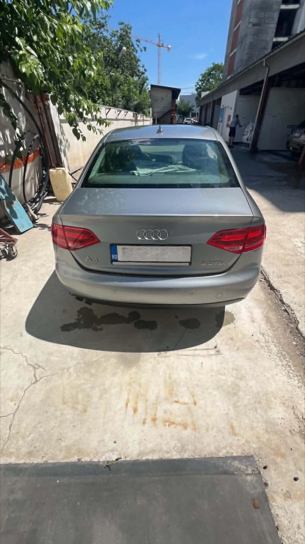 Audi A4, 2009 (fabricație), 2.0 TDI (1968 cmc)